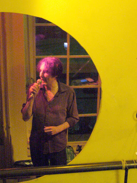 /dms480  /cargobar-event-pictures/2006/04/27-Purveyors-of--Uneasy-Listening--Music--/20060427_jc_anphibius04.jpg