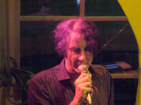 /dms480  /cargobar-event-pictures/2006/04/27-Purveyors-of--Uneasy-Listening--Music--/20060427_jc_anphibius05.jpg